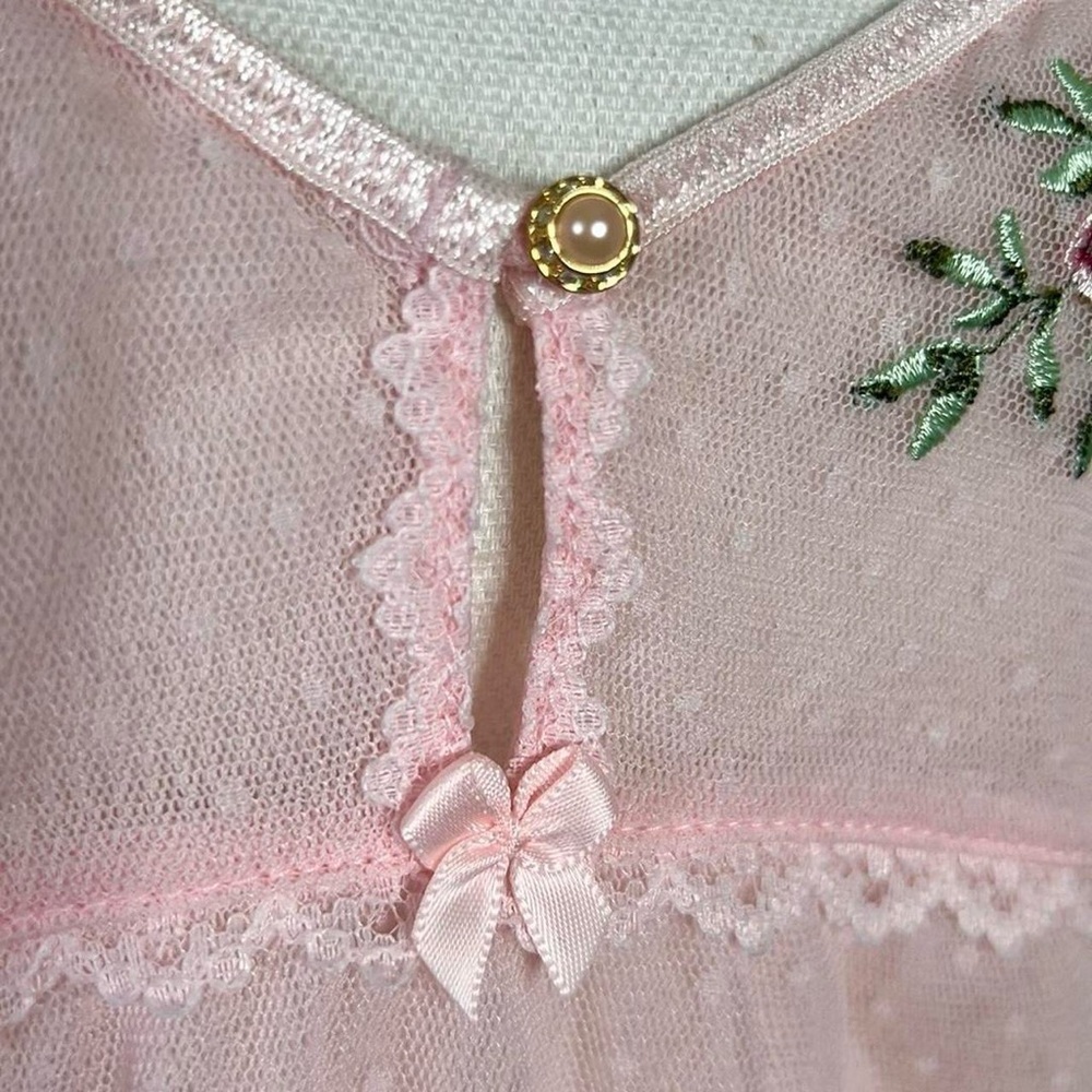 Y2K Victoria’s Secret Mesh Cami - Picture 3 of 7